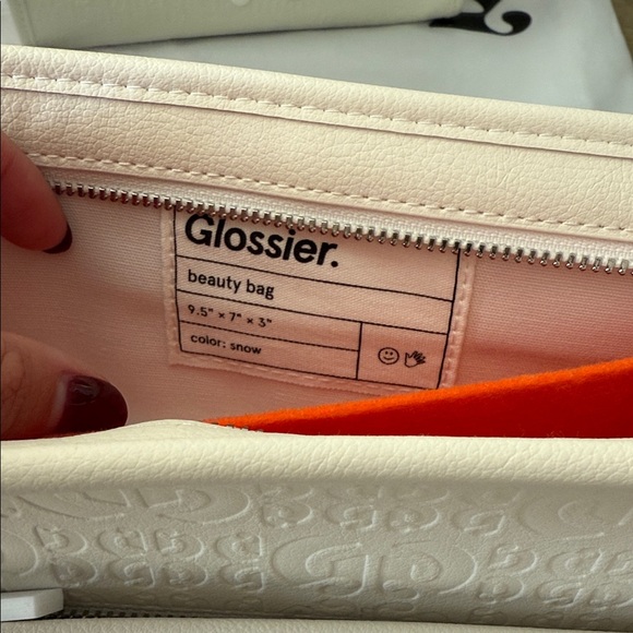 Glossier • Limited Edition Makeup Bag - Picture 2 of 8